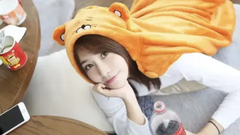 男子摇椅上安详离世